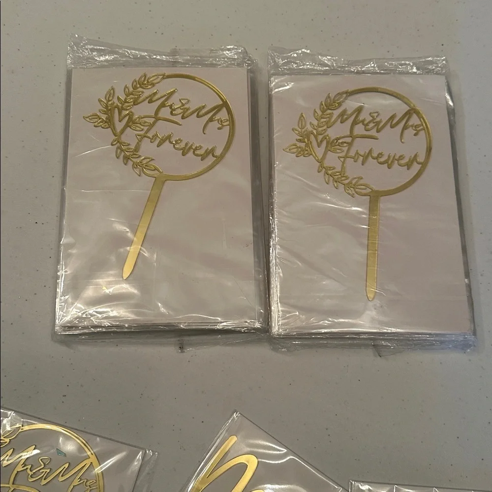 Gold Wedding cupcakes Toppers Set, 3 packs